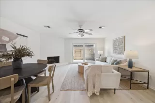 Photo #6: 28760678 Listing 