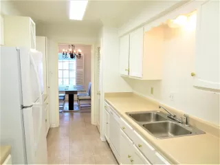 Photo #5: 28818218 Listing 