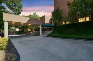 Photo #2: 28868067 Listing 