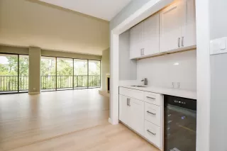 Photo #4: 28868067 Listing 