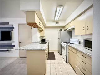 Photo #4: 28901338 Listing 