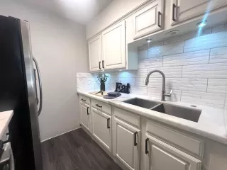 Photo #5: 28936592 Listing 