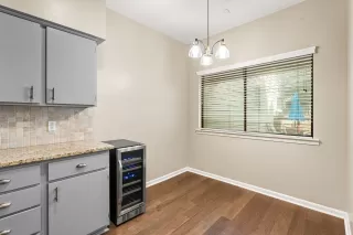 Photo #6: 29063280 Listing 