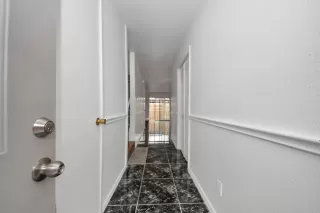 Photo #1: 29240785 Listing 