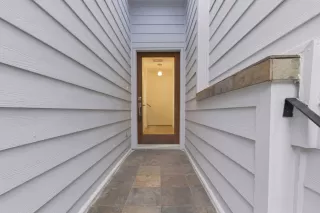 Photo #6: 29419095 Listing