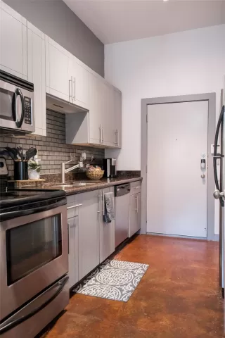 Photo #1: 29510926 Listing 