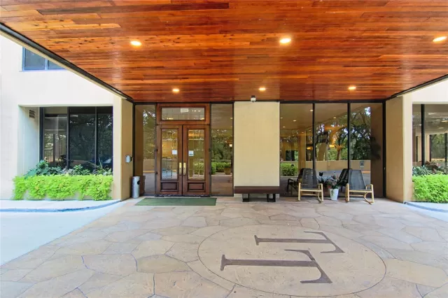 MLS: 30029193 Condo For Sale