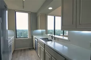 Photo #5: 30029193 Listing 