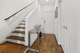 Photo #1: 30071450 Listing 