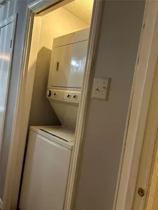 Photo #3: 30178036 Listing 