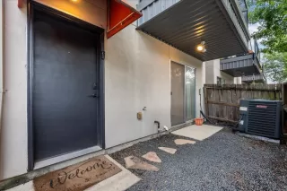 Photo #2: 30392166 Listing