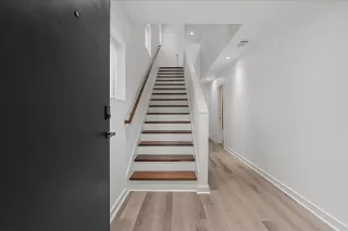 Photo #3: 30392166 Listing