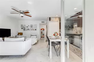 Photo #1: 30412102 Listing 