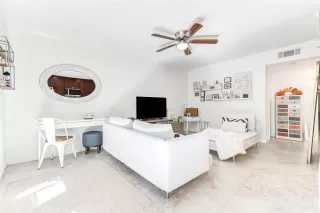 Photo #2: 30412102 Listing 