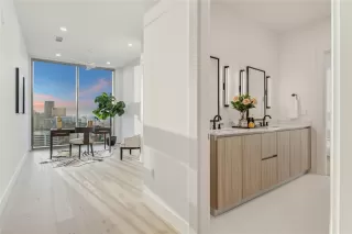 Photo #5: 30429828 Listing 