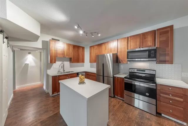 MLS: 30596121 Condo For Sale