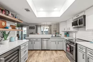 Photo #5: 32453097 Listing 