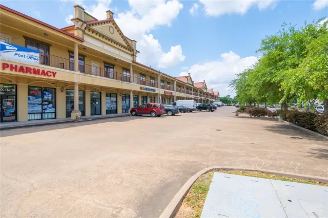 MLS: 3273045 Condo For Sale