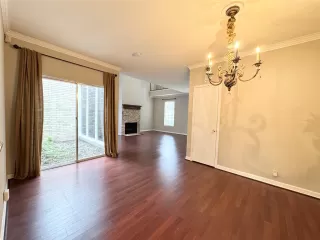 Photo #5: 33015305 Listing