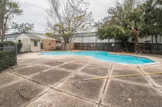 Photo #1: 33070560 Listing 