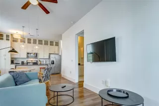 Photo #4: 33363011 Listing 