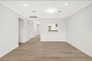 Photo #3: 3421533 Listing 