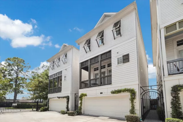 MLS: 34530617 Condo For Sale