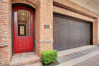 Photo #2: 34708175 Listing