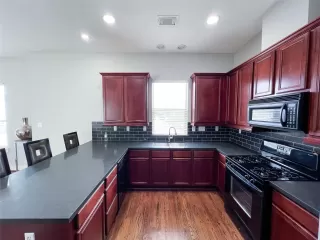 Photo #3: 35660414 Listing 