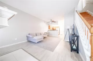 Photo #1: 35807433 Listing