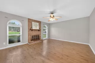 Photo #4: 36557265 Listing