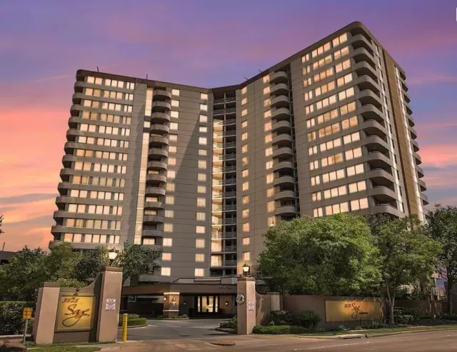 MLS: 3662652 Condo For Sale