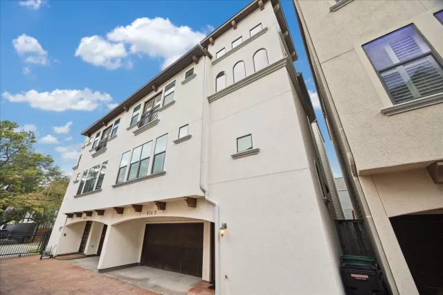 MLS: 36743065 Condo For Sale