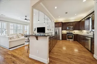 Photo #3: 36743065 Listing 