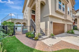 Photo #3: 36773185 Listing