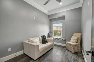 Photo #6: 36773185 Listing