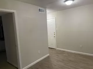 Photo #3: 36820271 Listing