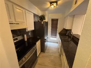 More Details about MLS # 36930527 : 10075 WESTPARK DRIVE # 40