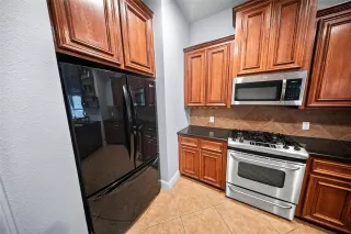 Photo #4: 36995254 Listing