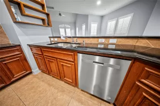 Photo #5: 36995254 Listing