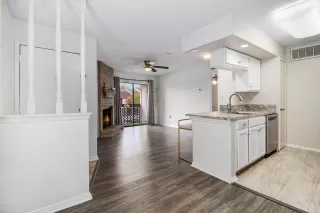 Photo #4: 37508329 Listing 