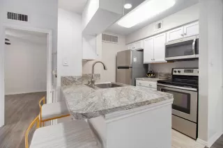 Photo #6: 37508329 Listing 