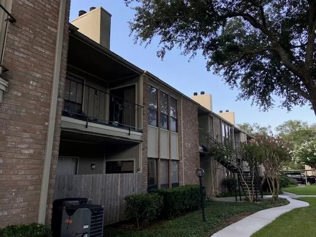 MLS: 3771865 Condo For Sale