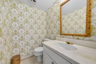 Photo #5: 37772837 Listing 