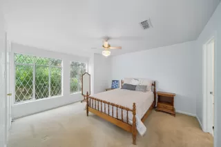 Photo #6: 37772837 Listing 