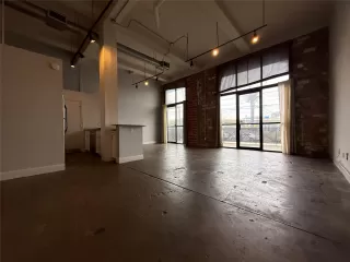 Photo #1: 37960208 Listing