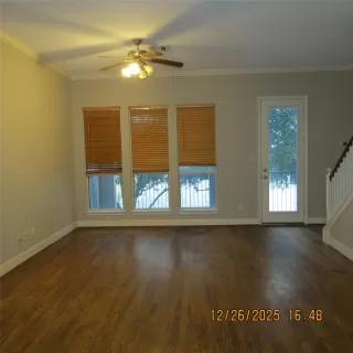 Photo #2: 38200215 Listing 