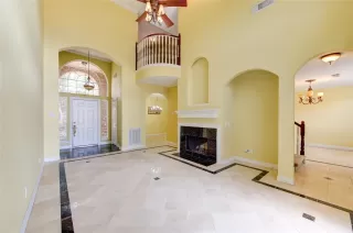 Photo #5: 38363644 Listing 