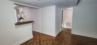 Photo #5: 38537891 Listing 