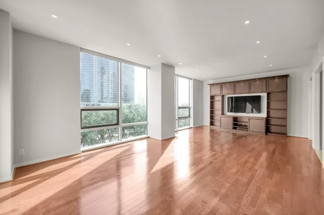 MLS: 39495197 Condo For Sale